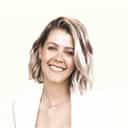 Kali Armstrong headshot