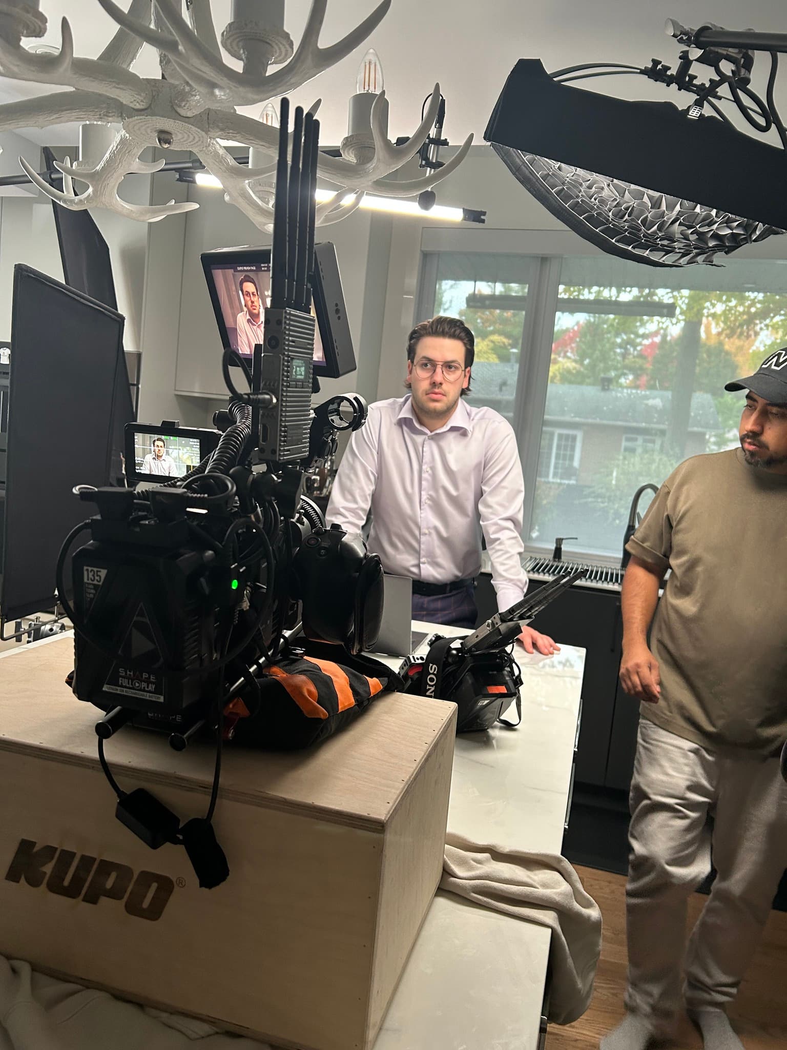 Momentumm video production team at work Momentumm video production team at work