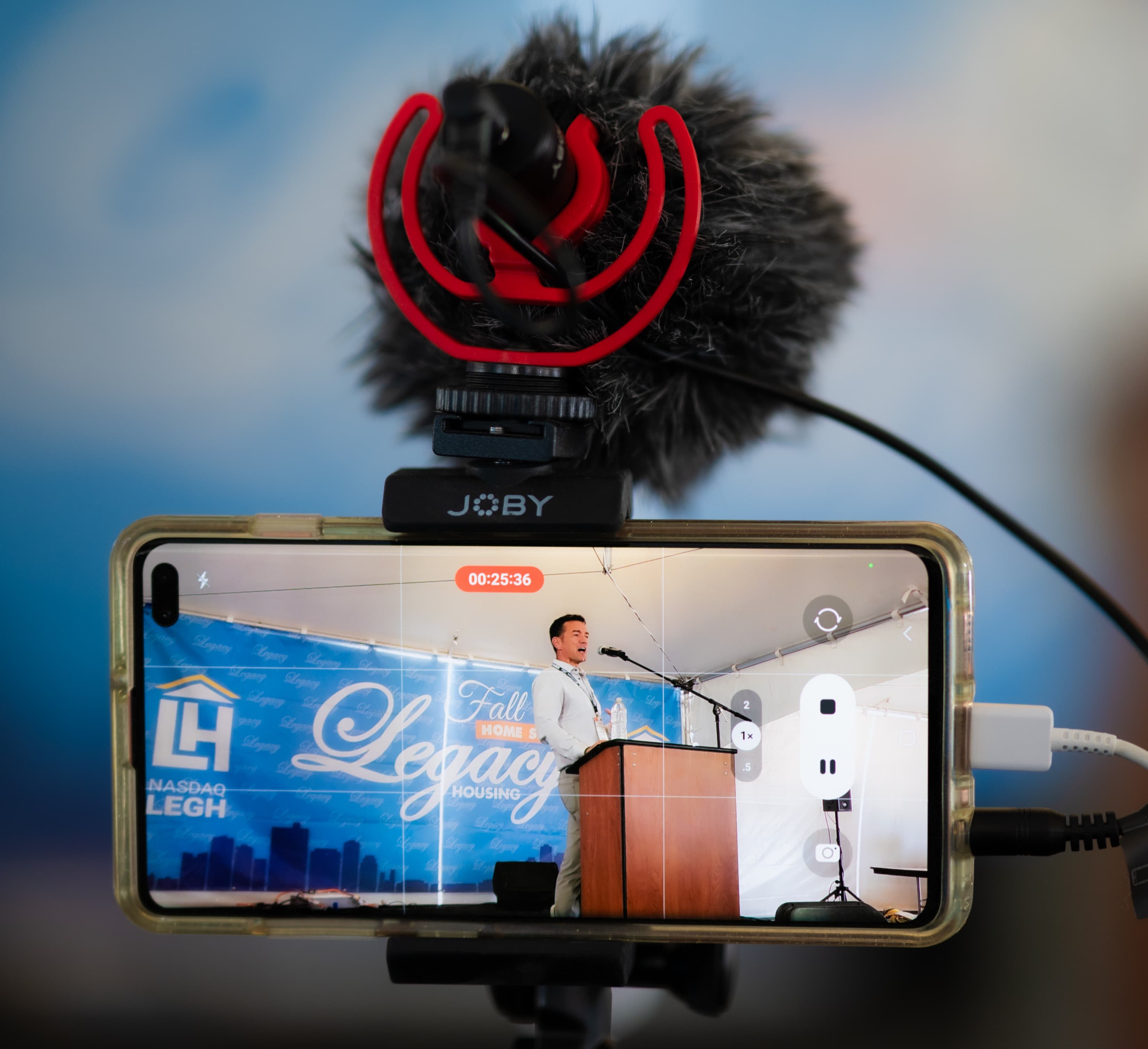 Bild Media owner David Finney is a regular speaker at industry events, including the Florida Manufactured Housing Association convention, where he leads workshops on social selling and improving the customer experience. Bild Media owner David Finney is a regular speaker at industry events, including the Florida Manufactured Housing Association convention, where he leads workshops on social selling and improving the customer experience.